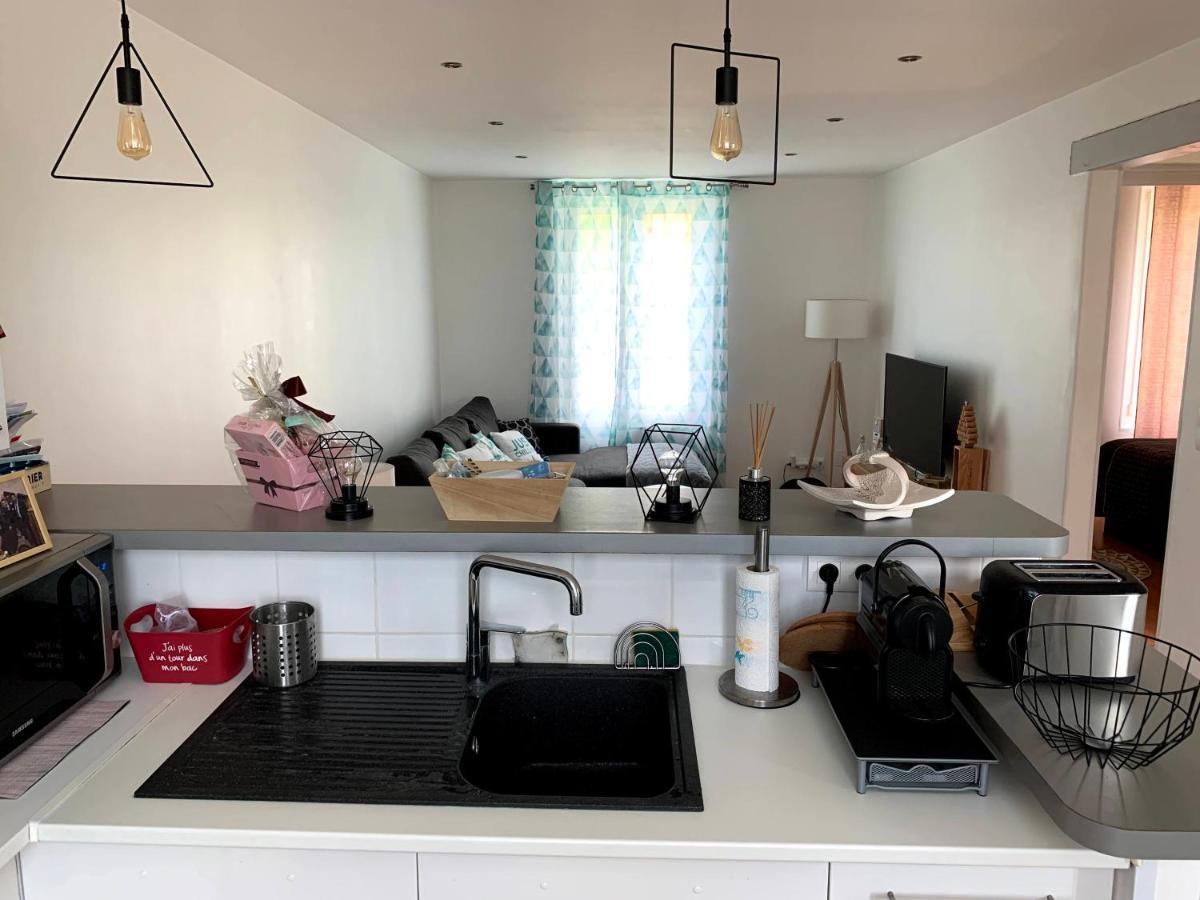 Appartement Cosy A Quelques Minutes Du Centre Châlons-en-Champagne Exteriör bild